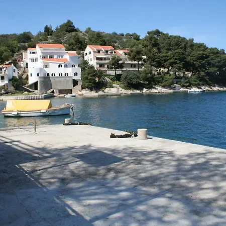 Twin 4360a Gostinjska kuća Racisce